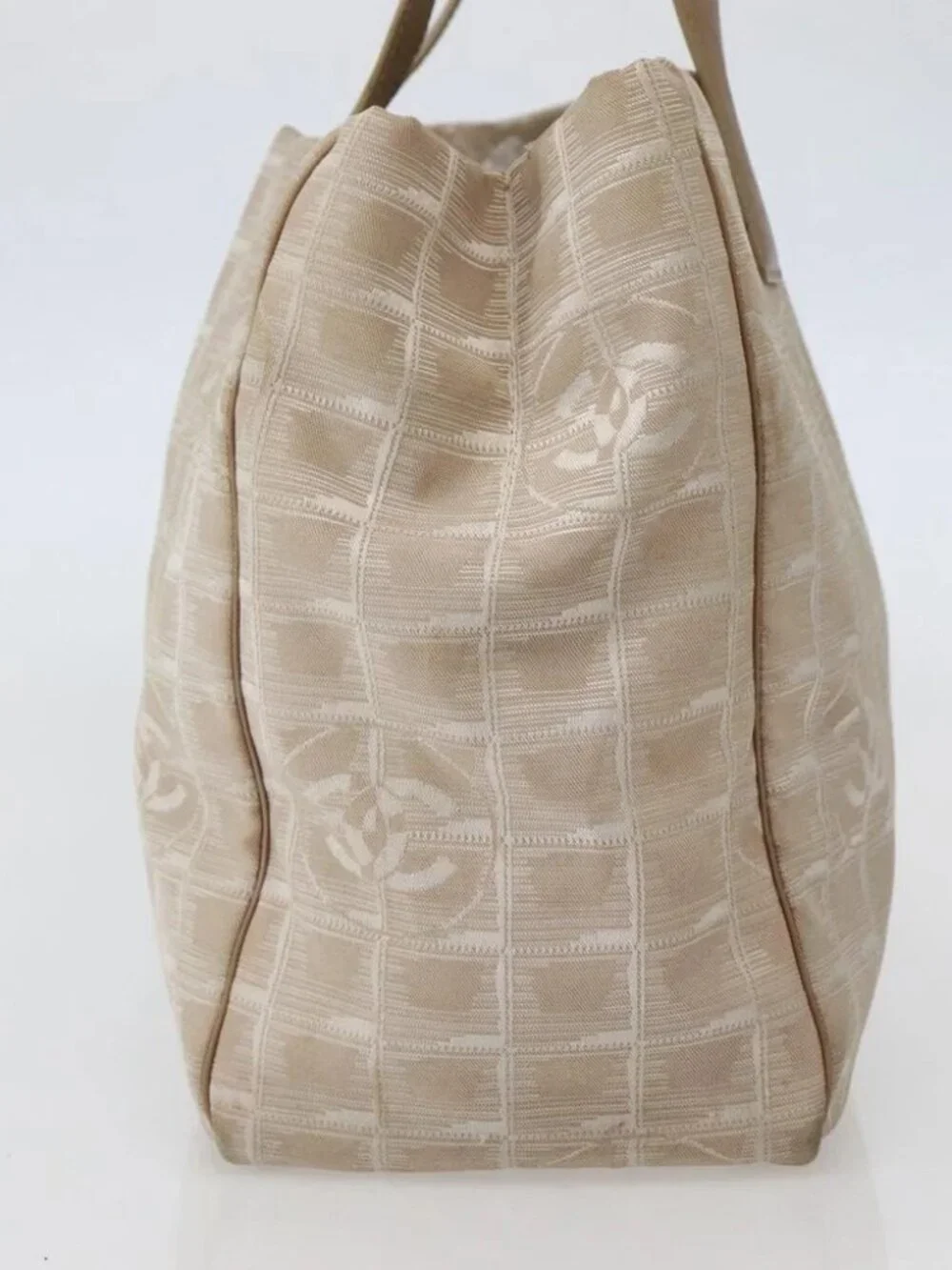 CHANEL New Travel Line Tote Bag Beige Gold CC Auth 143977